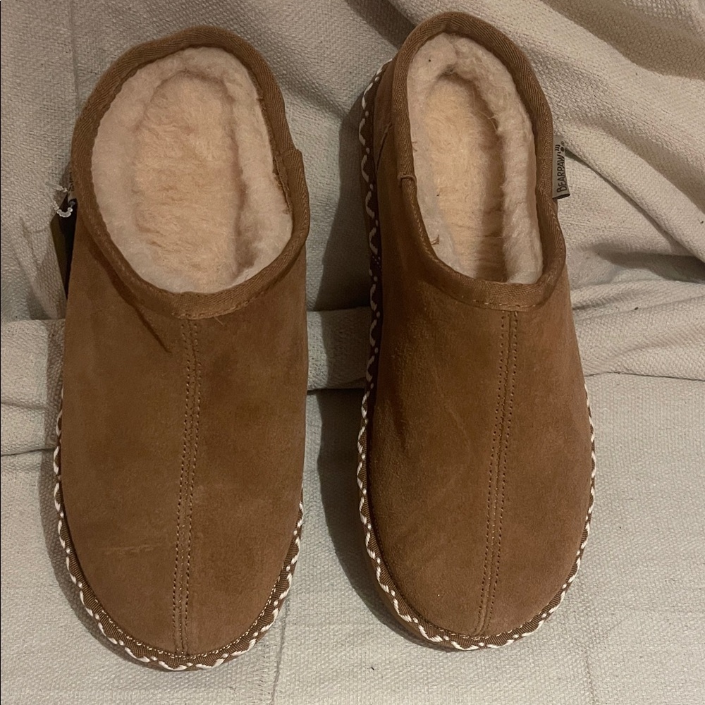 BearPaw Tan Suede women’s Loafers